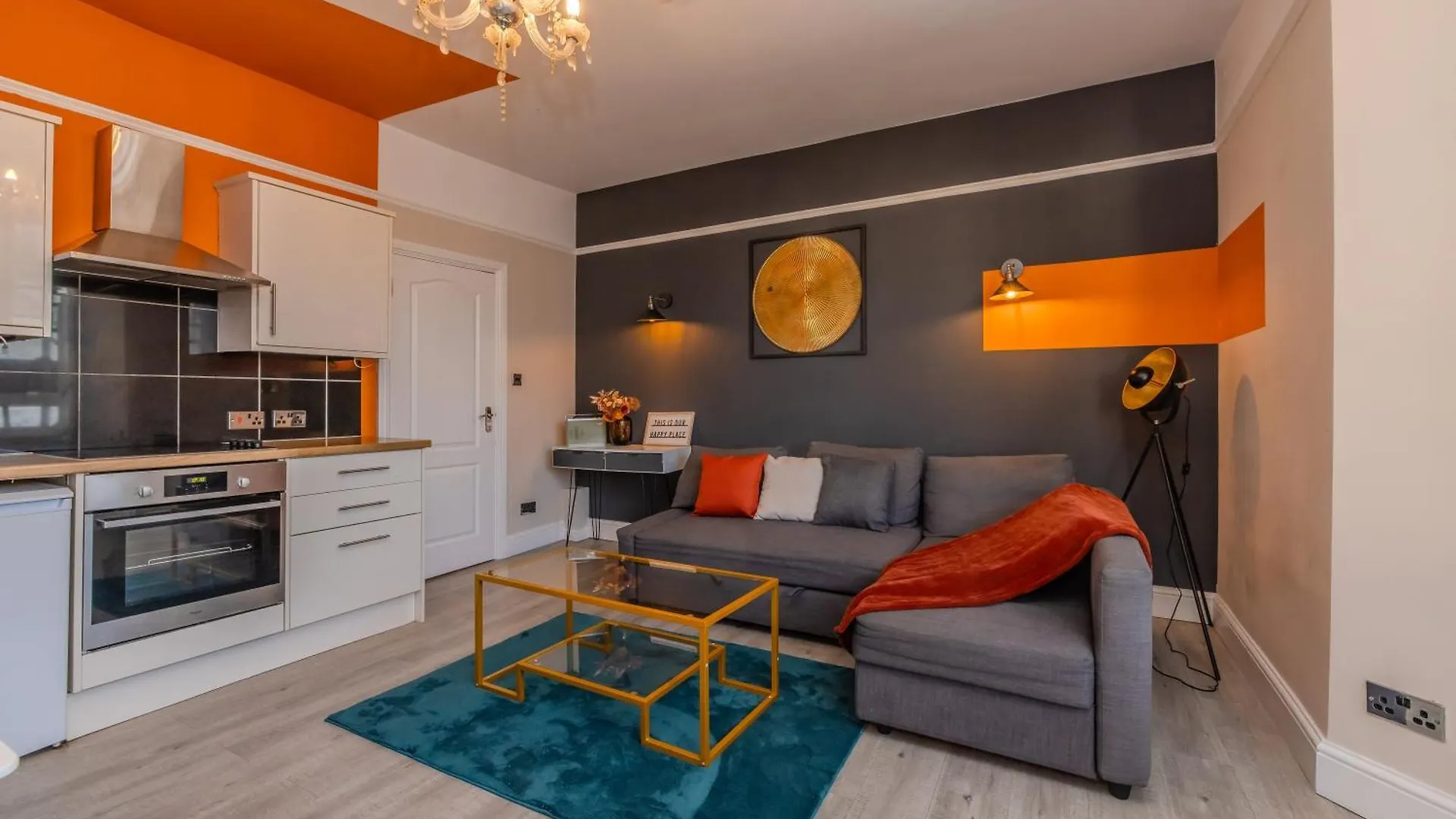 Tranquil Oasis L Spacious 2-Bedroom For A Soothing Getaway برايتون 0*,  المملكة المتحدة
